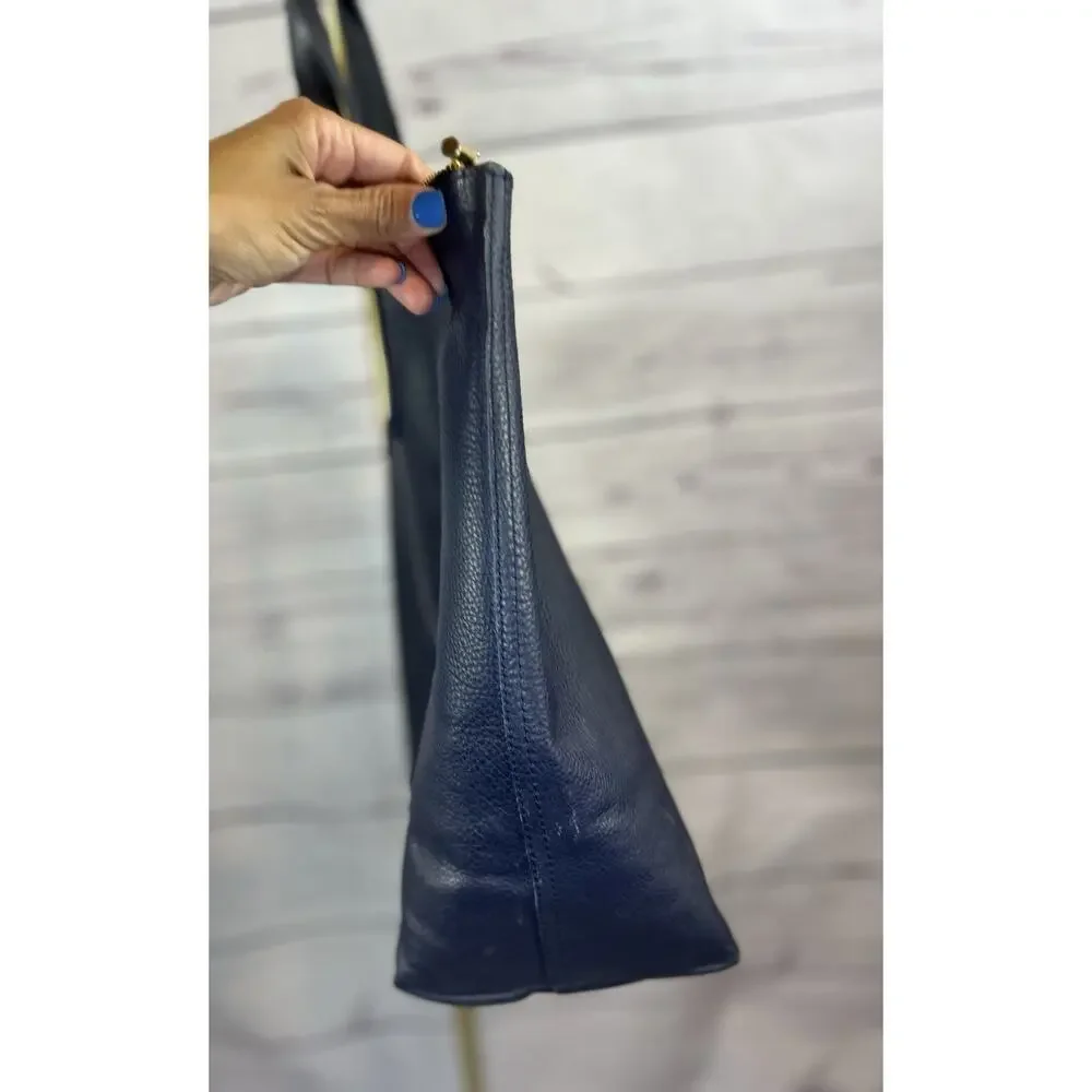 Cuyana Classic Leather Zip Tote Navy Blue with Gray Tote Organizer Insert